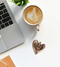 BUBE Bronze figur Hjerte Engel med barn i favn* Minde-ting|Sorg-bearbejdning