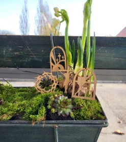 OnlyByGrace Fredsdue Påskeophæng, Eg* Dåbshilsner|Kirker Og Foreninger