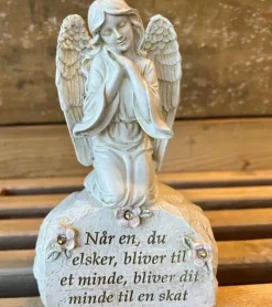 La Vida Gravpynt, Engel på sten med solceller* Kirkegården|Sorg-bearbejdning