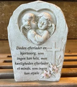 La Vida Gravpynt, Engle i sten med solceller* Kirkegården|Sorg-bearbejdning