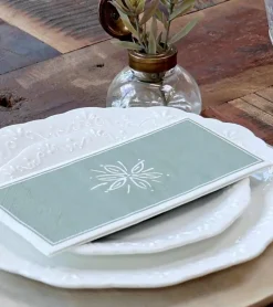 Chic Antique Grøn serviet med blomst* Bolig