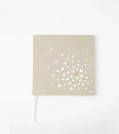 Ru00e4der Design Stories Gæstebog med hjerter* Notesbøger|Papirvarer