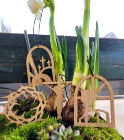 OnlyByGrace Jesu Korsfæstelse Påskeophæng, Eg* Påske|Højtider