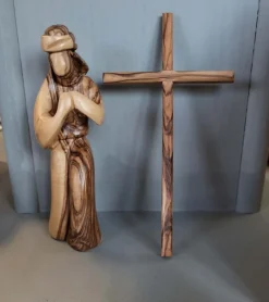 Bethlehem Star Olive Wood Jesus med korset, Oliventræ, 15 cm* Figurer & Skulpturer|Bolig