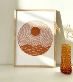 Inge Marie Kirketerp Hansen Linoleumstryk, Se nu stiger solen, Okker, A3 Plakat* Mors Dag|Gave-ideer