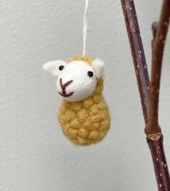 Gry And Sif Ophæng Får, Sennepsgul – Gry & Sif* Påske|Højtider